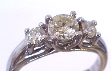 3-Stone Diamond Ring