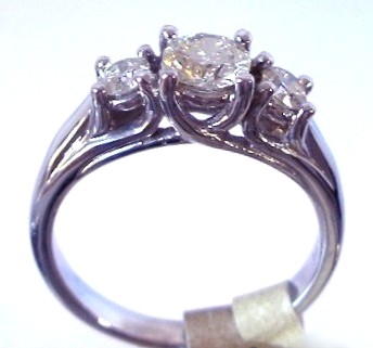 3-Stone Diamond Ring