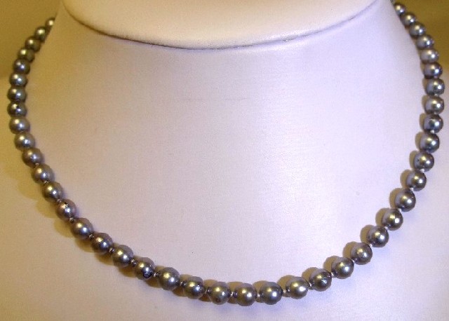 Grey Japanese Cultured Pearl Necklace